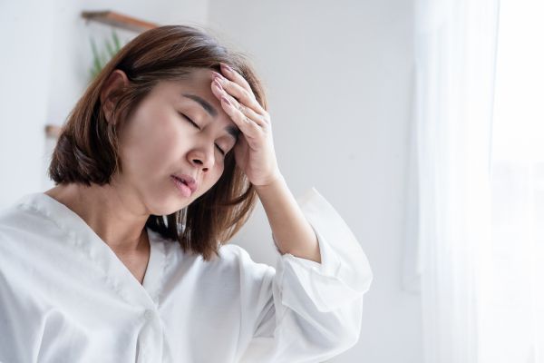 気圧でめまいが起こるのはなぜ？